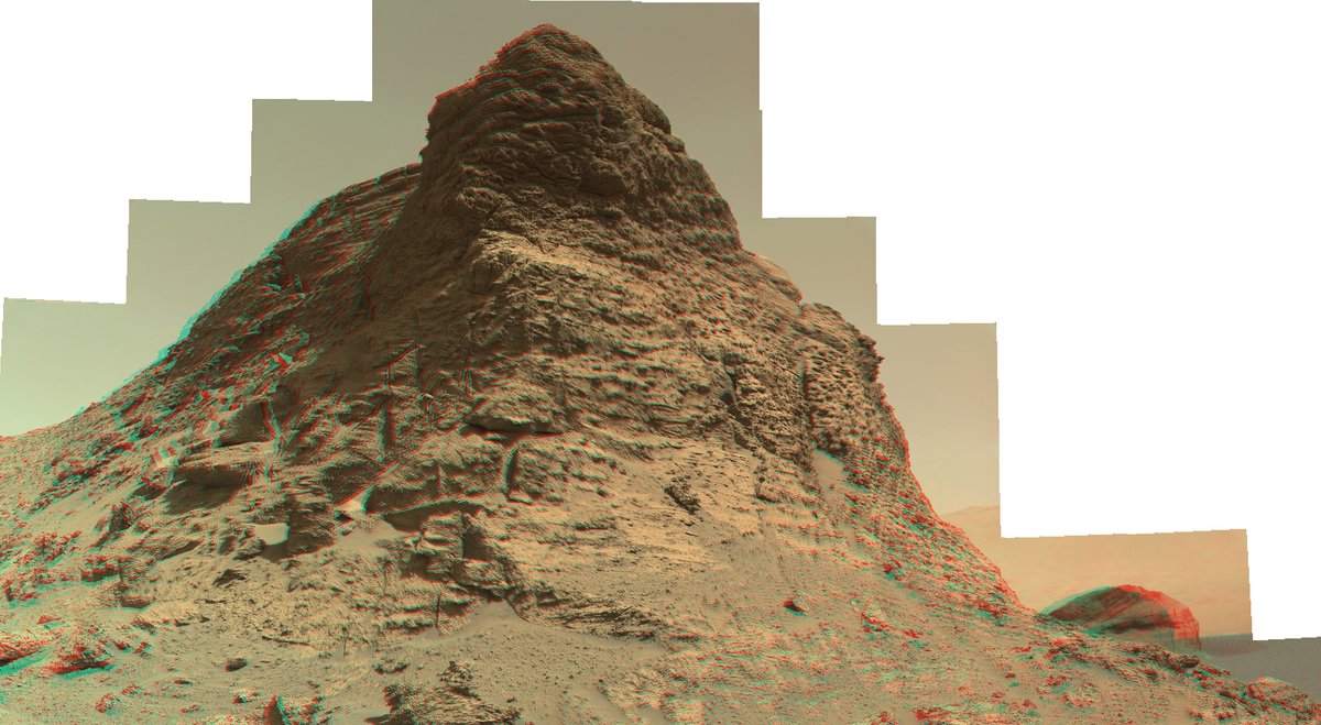 EliBonora's tweet photo. #Mars #Cusiority Grab your 3D glasses, here's a Martian peak at over 10,000 pixels! πhttps://t.co/MbNZKNp6HF https://t.co/3FKbzl1rke