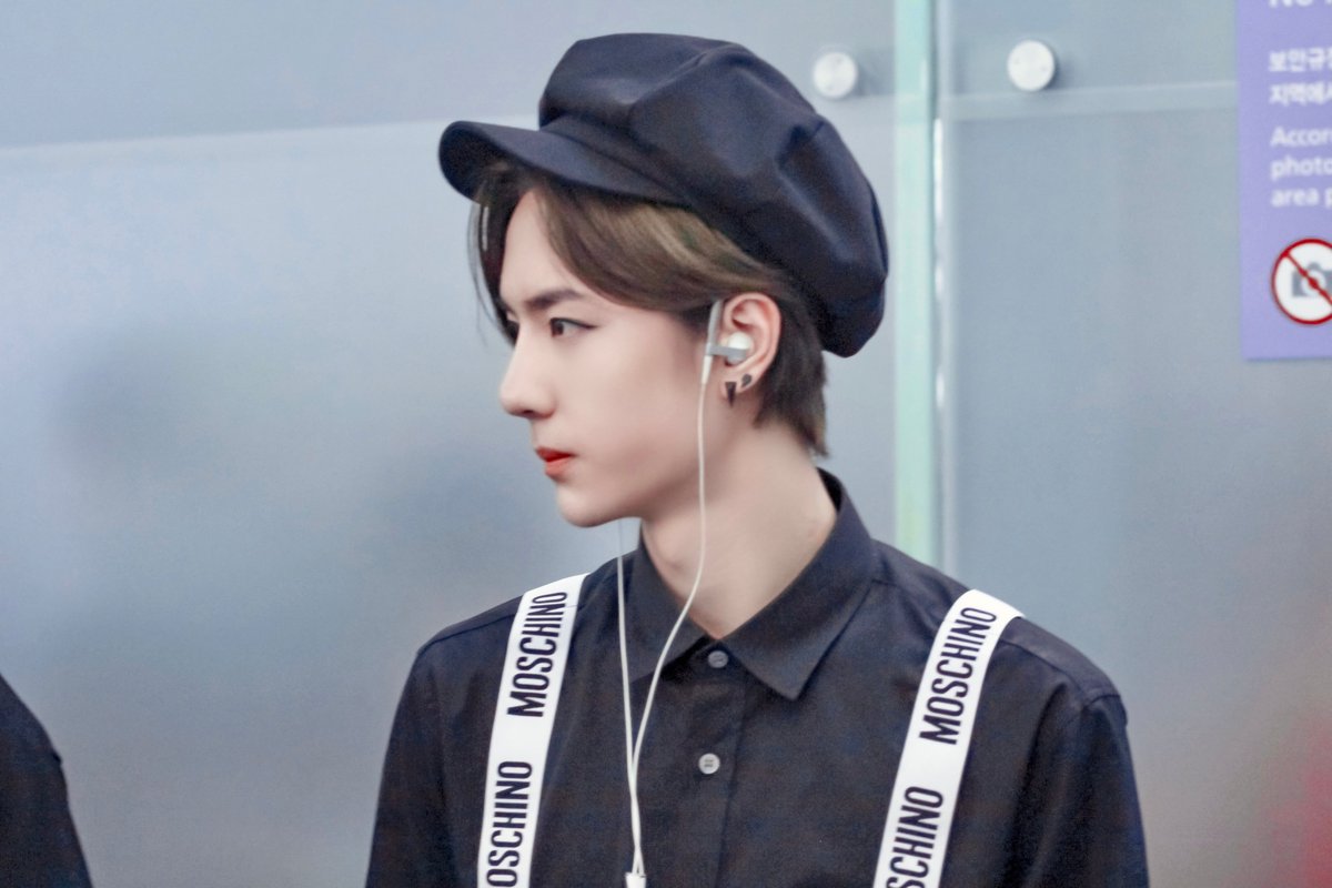 moranyibo's tweet photo. 너무 예뻐 나 운다
cr. 啵円 
https://t.co/jLunE2MM6F https://t.co/1BM9D7lFVp