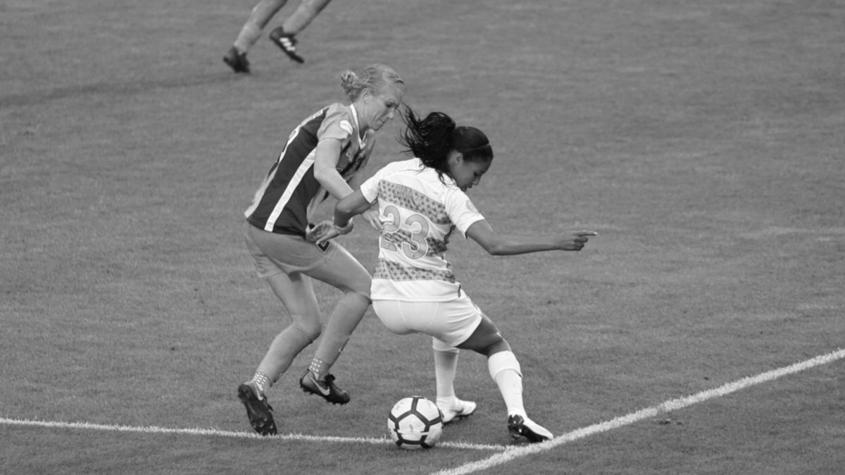 ACHSS (@amsterdamchss) on Twitter photo This latest study in <a href="/BMJOpenSEM/">BMJ Open Sport & Exercise Medicine</a> by <a href="/KilicOzgur_/">Özgür Kilic</a> & <a href="/VGouttebarge/">Vincent Gouttebarge</a> showed that Mental Health Symptoms are common among active & retired male & female professional Footballers.
➡️ bit.ly/3A0BuUR
#AthleteHealth #MentalHealth #IOCResearchCentre This latest study in <a href="/BMJOpenSEM/">BMJ Open Sport & Exercise Medicine</a> by <a href="/KilicOzgur_/">Özgür Kilic</a> & <a href="/VGouttebarge/">Vincent Gouttebarge</a> showed that Mental Health Symptoms are common among active & retired male & female professional Footballers.
➡️ bit.ly/3A0BuUR
#AthleteHealth #MentalHealth #IOCResearchCentre