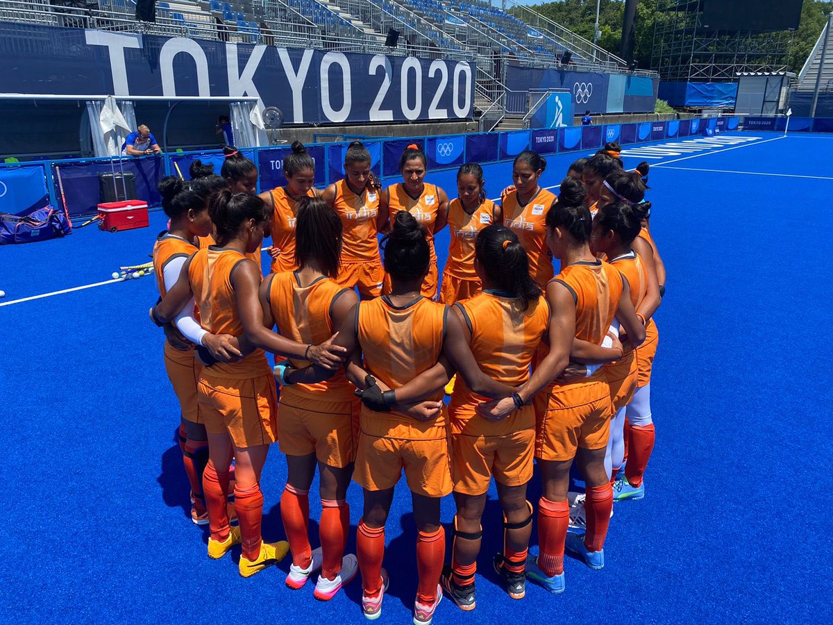 ShivAroor's tweet photo. BOOM! Into the semis for the first time! Possibly the biggest thing this Olympics so far. @TheHockeyIndia #Hockey #Tokyo2020 https://t.co/fL26pbaH9v