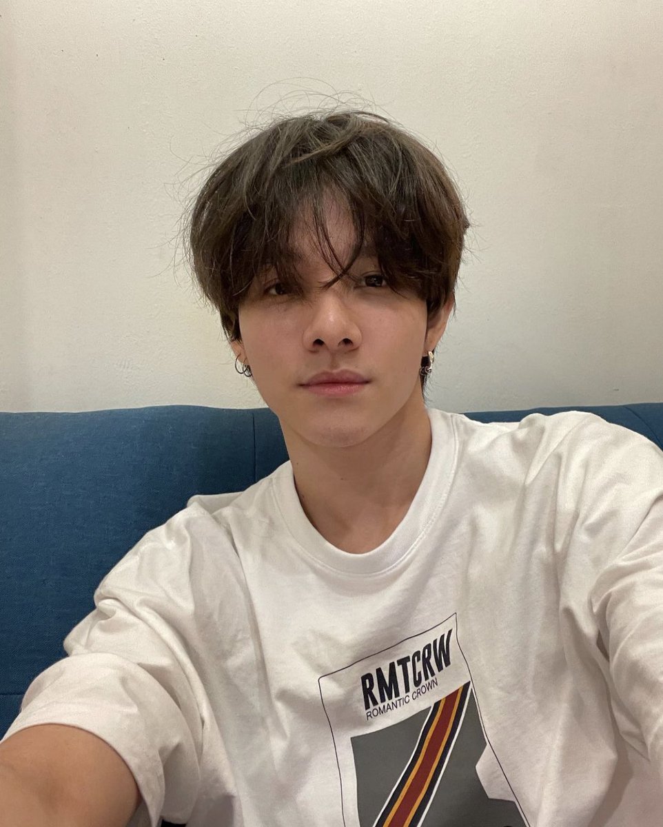 wh_swgrl's tweet photo. ครบรอบ4ปีแล้วนะค้าบบบบ 🥺🥺
หนูโตขึ้นเยอะเลย ด้วยเวลาและภาระต่างๆอาจทำให้หายไปบ้าง แต่อยากไว้ว่าการ์เน็ตยังอยู่กับหนูตลอดนะ ดีใจที่ได้เห็นการเติบของหนูนะ ❤️❤️❤️
#사무엘_데뷔4주년_축하해
#4YearsWithSamuel https://t.co/RP5j2iANhV