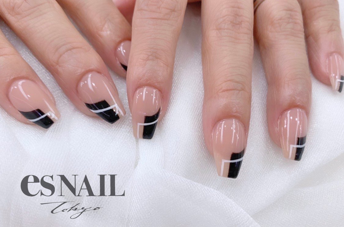 Esnail新宿西口店 Design Art Esnail Snjk Esnail Esnailtokyo Esnail新宿西口店 デザインネイル 変形フレンチ T Co 6ir26euycc Twitter