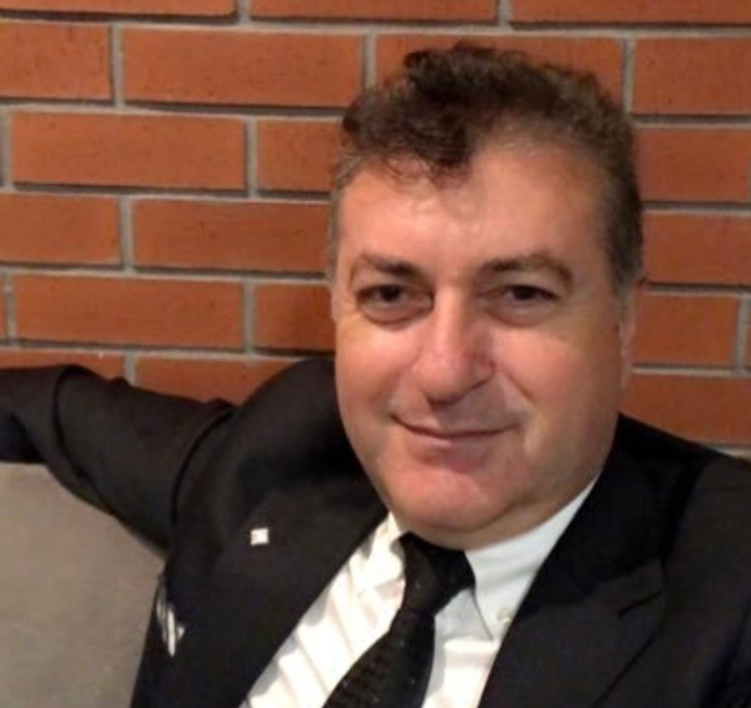 mhmtemnclk's tweet photo. Tecavüz edip sonra parçalara ayırmış gencecik kızı
Şimdi bu adamı şehrin ortasında asmamak için sebep var mı?
#AzraGülendamHaytaoğlu https://t.co/Vdm9WRlALw