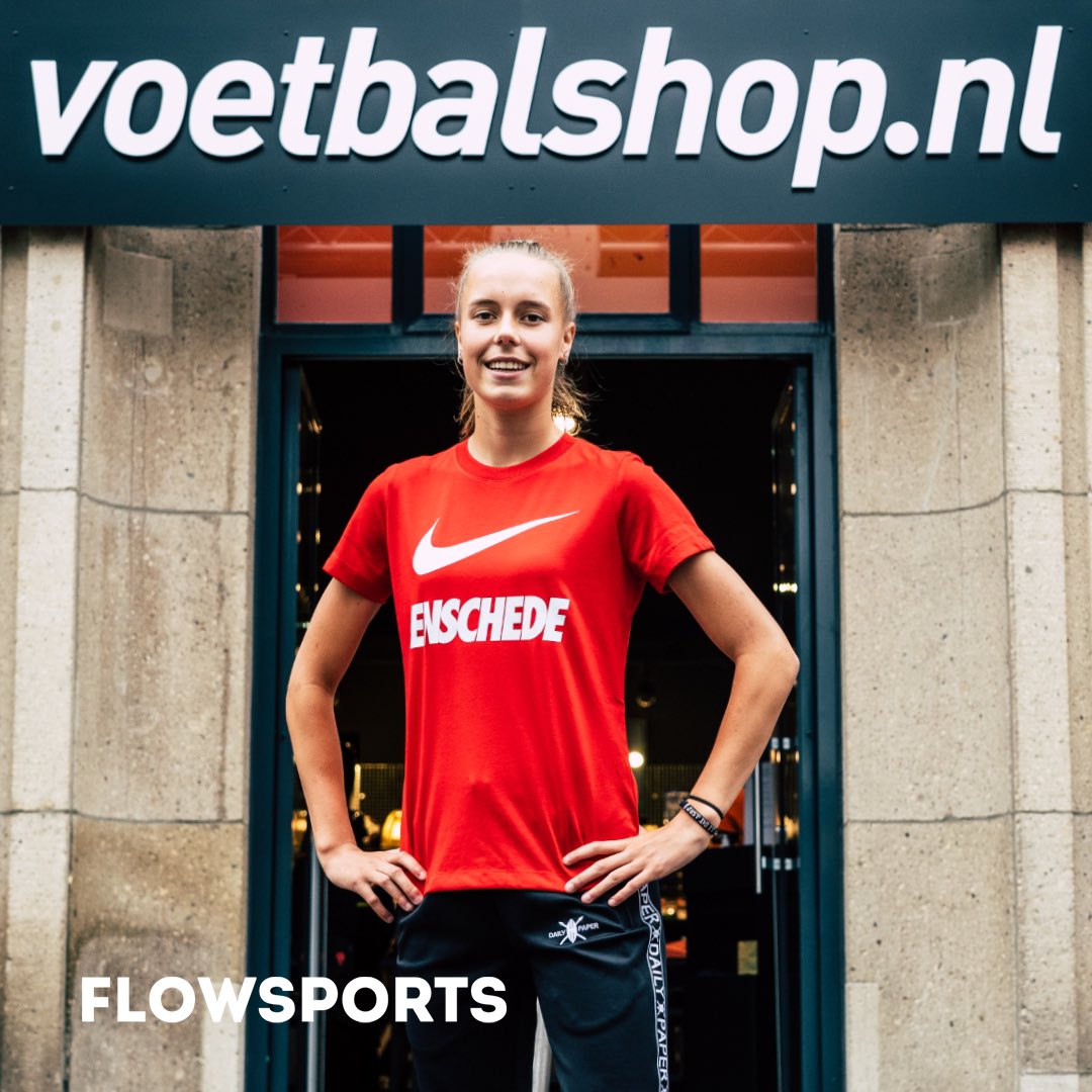 🤝 | Voetbalshop.nl is een samenwerking gestart met Sterre Kroezen ⚽️ Lees meer op flowsports.nl