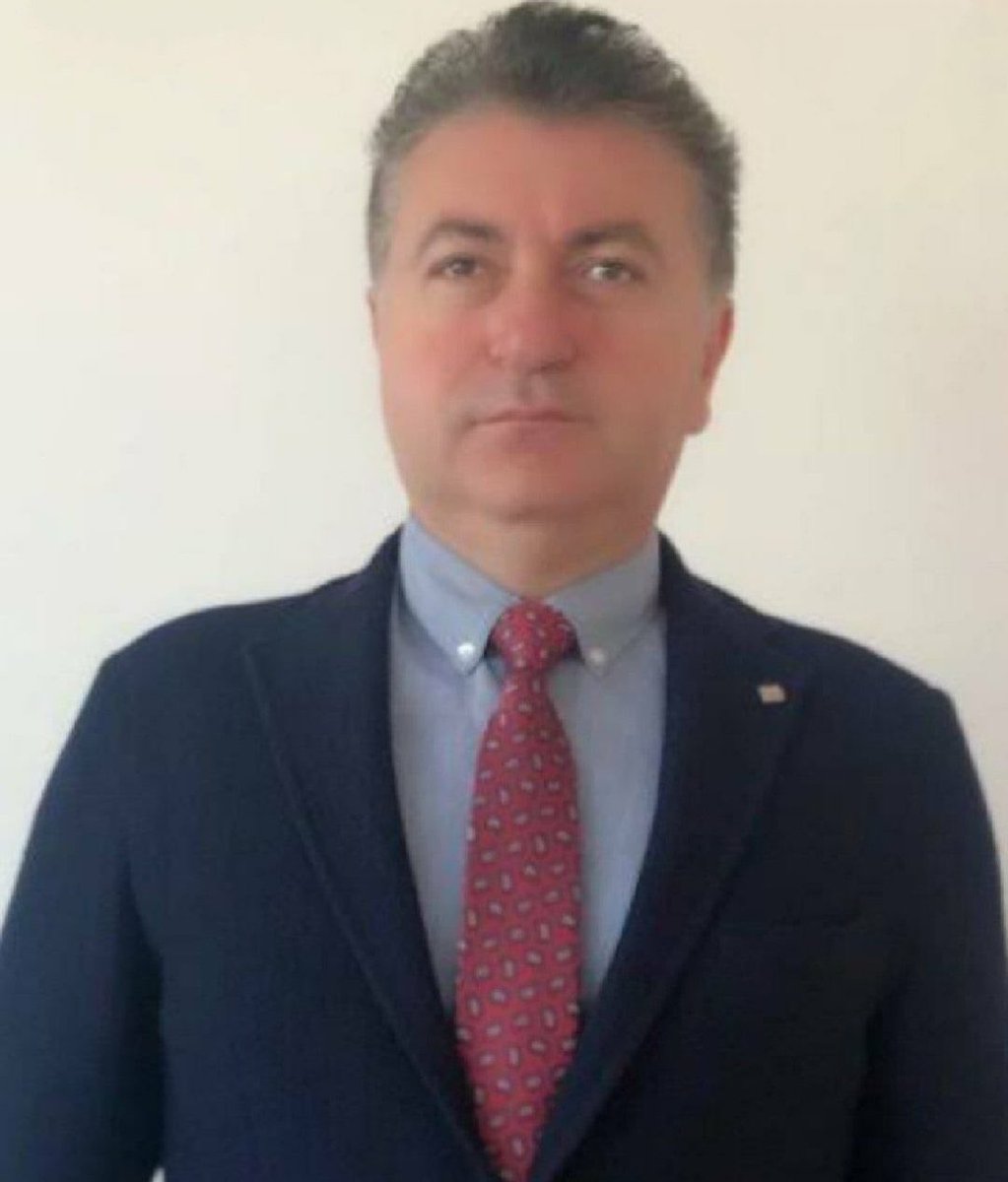 M.M.A değil Mustafa Murat Ayhan.
Kendi zevkleri için bir insanı vahşice katleden aşağılık bir katil.