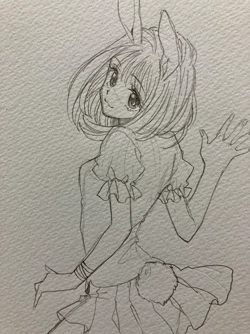 8/2はバニーの日というのを知ったのでそれっぽい落書きをば🐰  #バニーの日 #オリジナル #創作 #落書き #rkgk