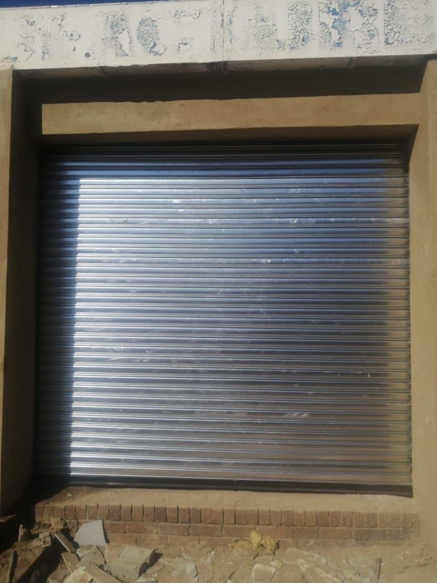 nuraydoors's tweet image. Our latest roller shutter door project in Industria. Contact us now to see how we can help you. #rollershutterservice #garagedoormaintenance #GarageDoorRepairServices #development #developer #gauteng #Rollershutterdoors #industrialrollershutter #commercialrollershutterdoors