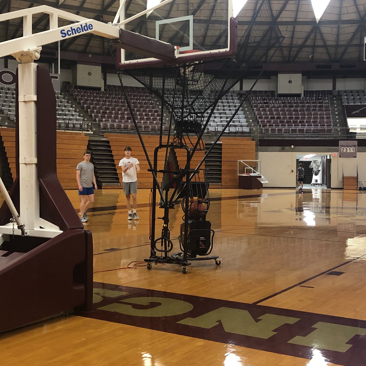 kingsporthoops's tweet image. “Some wish for success while other wake up to achieve it.” #6amsuccess