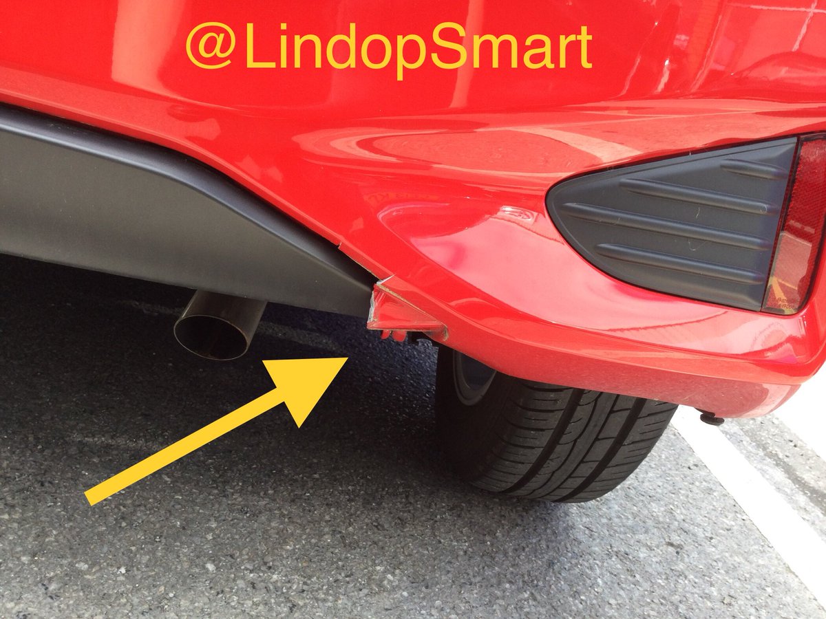WxMSmart's tweet photo. #MondayMorning Back to it .
#SplitBumper to be #PlasticWelded then repaired &amp; #Painted reducing #plasticpollution  trying to do our bit . #Wrexham #NorthWales #Chester #Queensferry #Deeside @chestertweetsuk @NWalesSocial https://t.co/Xi1WbFGBmZ