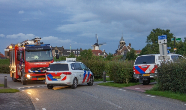 Vrouw springt Willemstadse haven in om aan agressieve hond te ontsnappen