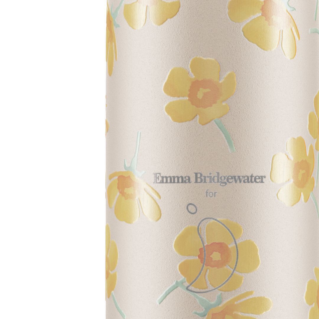 Taking a closer look at some of the @emma_bridgewater products we built for @chillys for their online store. 🌶️

-

#Texture #Detail #CGI #Houdini #VFX #Render #SideFX #Sustainability #ChillysBottles #PushBeyond