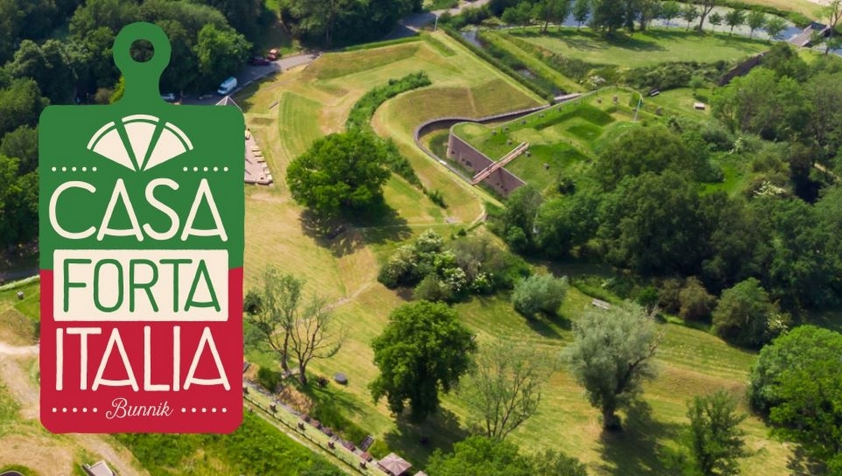 Beleef de warme, zwoele zomeravonden dit jaar in de historische omgeving van Fort bij Vechten in Bunnik van 14 t/m 21 augustus. Geniet onbeperkt van pizza’s en Italiaanse lekkernijen en goed gezelschap!#fortvechten #casaforta tinyurl.com/yzjfc29n