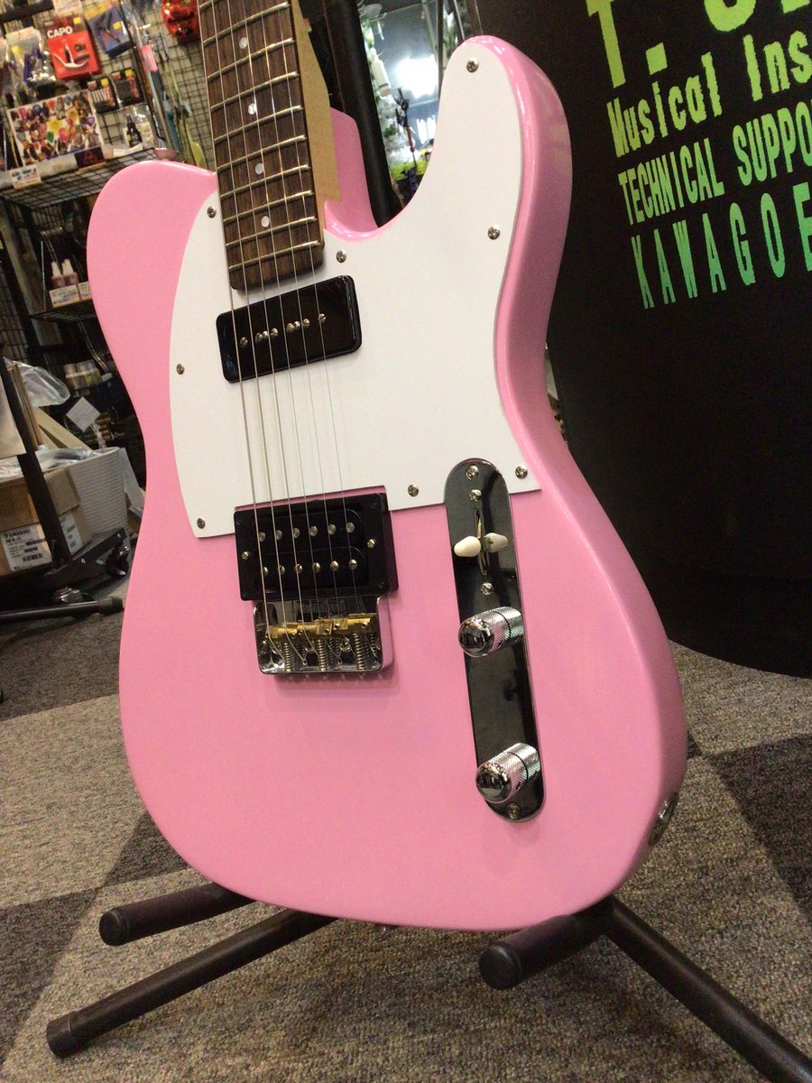 TSG52218959's tweet photo. 川越のギタービルダー #NICEfirstGuitar 大野氏の新作来ました!
ピンク! のマッチングヘッド!
今回は攻めてます!
詳細は大野氏のブログ
https://t.co/qEhXsSj8W6
YouTube
https://t.co/AlDuJc2xL8
等をご覧ください。
当店でも後日詳しくご紹介します!
#川越 #楽器屋 #TSG楽器店
🤘カトー🤘 https://t.co/u6w7Hm5SXI