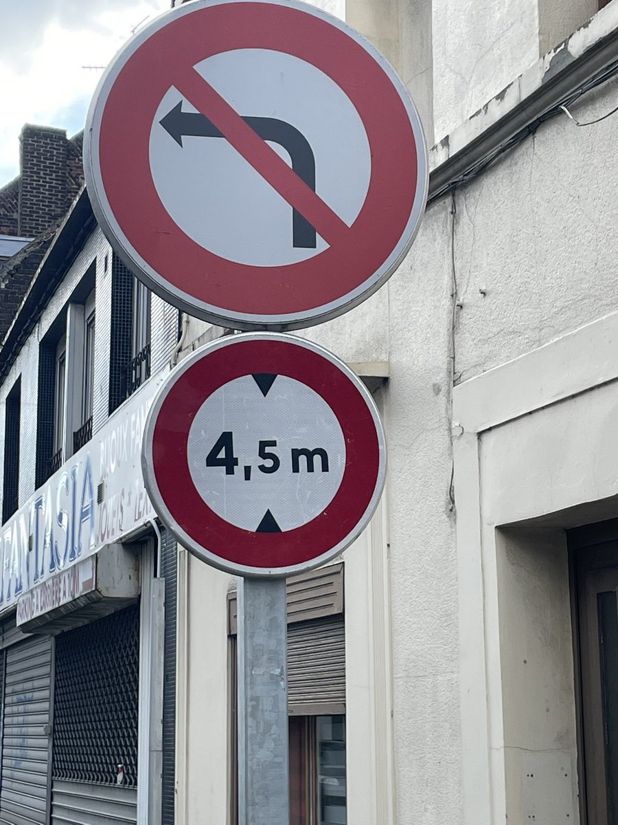 Le camion de Véronique mesure 40,5 dm de haut. Peut-il passer ?