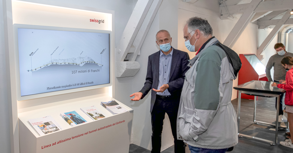 swissgridag's tweet photo. Gestern eröffnete das ASTRA zwei Infozentren zur 2. Gotthardröhre in Airolo und Göschenen. Swissgrid ist mit einem Stand zur Verkabelung der Gotthardleitung vertreten: https://t.co/WIkUonnkam
#swissgrid #gotthard #infozentrum #airolo #goeschenen https://t.co/2hOFG1t0oL