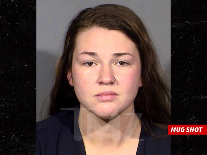 Jenelle Evans' Podcast Cohost Busted in Vegas, Tried Kicking Cop in Testicles - https://t.co/O2YRjkqj9X - https://t.co/XZFXXCrZcI