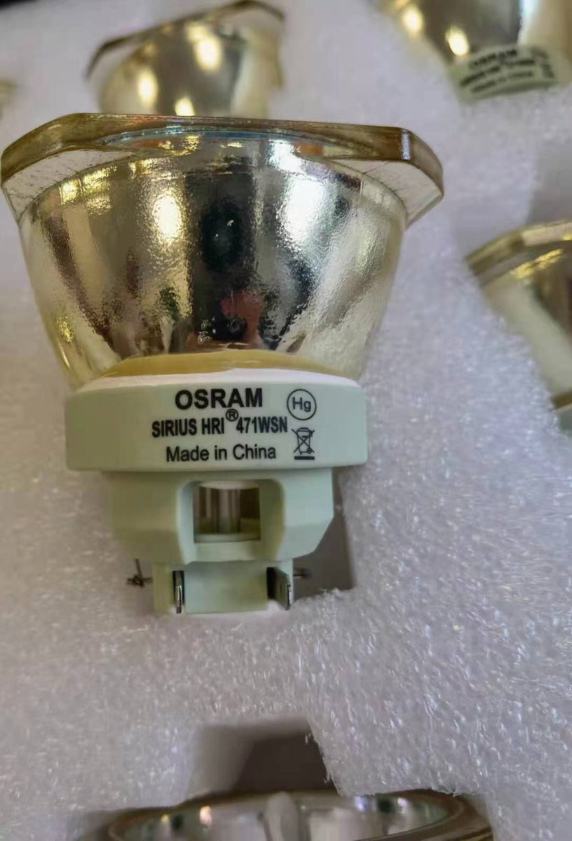 EasyDigitallamp's tweet image. Stagelight arrived #stageligt #lighting #SIRIUS HRI 471WSN