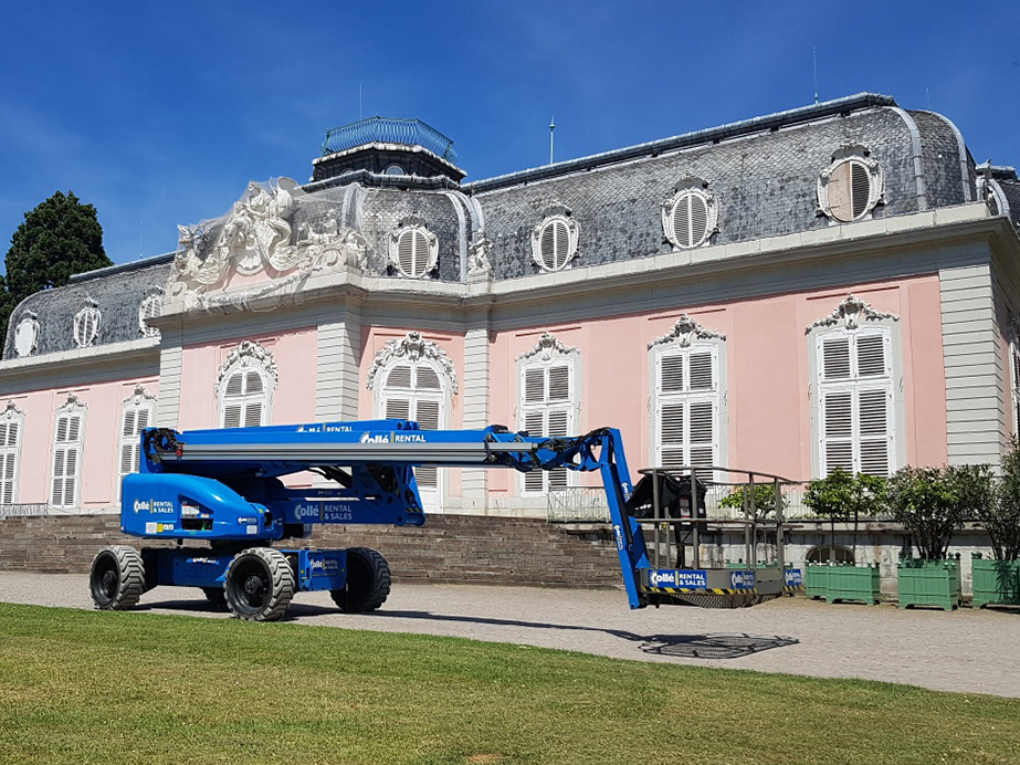 📸 Oud en nieuw gaan goed samen 💙

#hoogwerker #huurblauw #rentblue