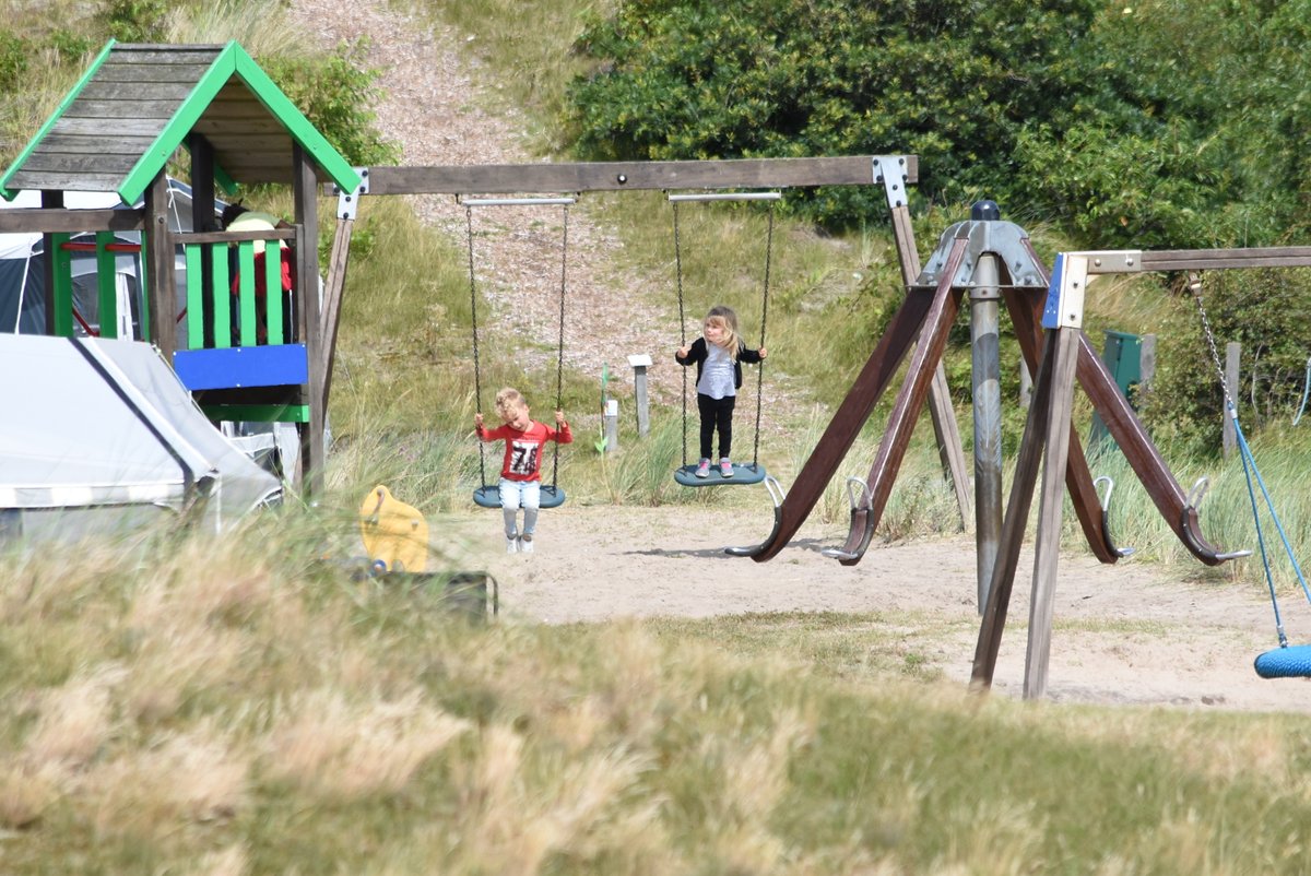 Komt u ook genieten van een heerlijke vakantie bij ons?
Reserveer on-line of bel: 0224561351