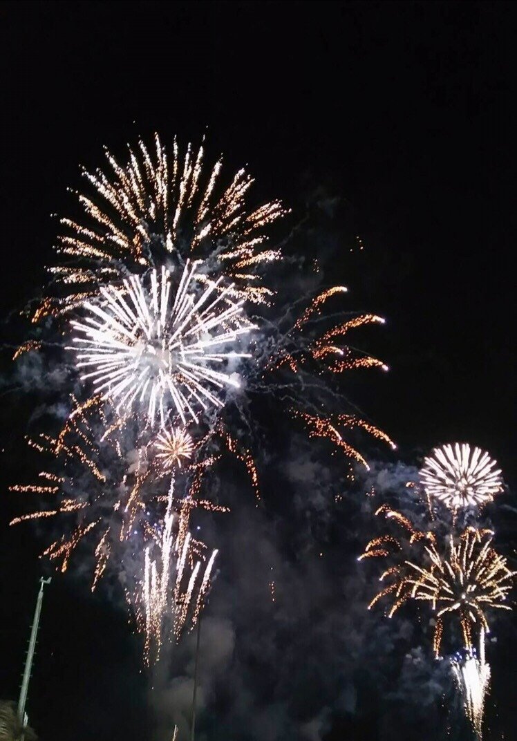 P W 8 Riha Radi フジファブリックお願いします 今年は花火観られるかなぁ Twitter