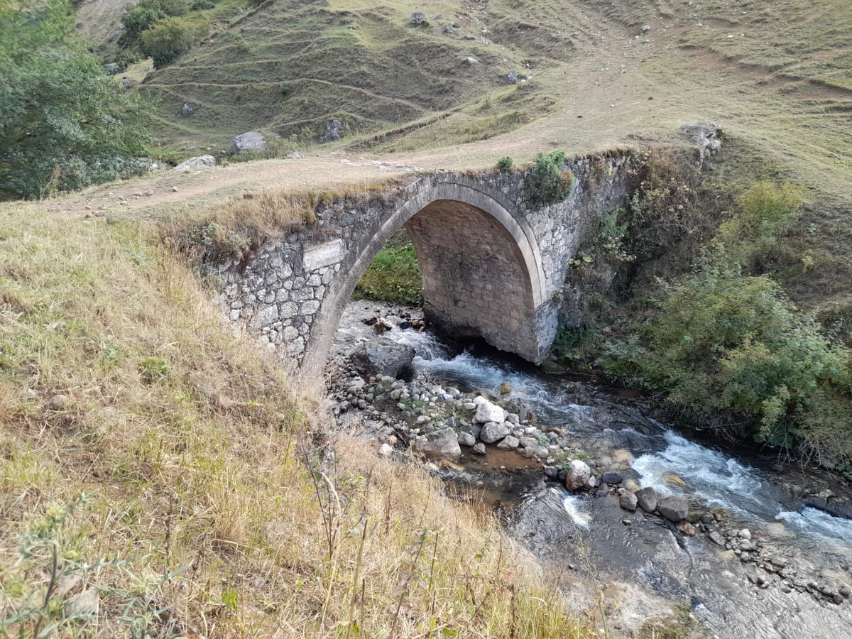 'Bridge Eye' (Körpü Gözü) or 'Hacı Bəbiş' Bridge - one of the four bridges built on the Kurakchay River. XIX. (Personal personal archive)