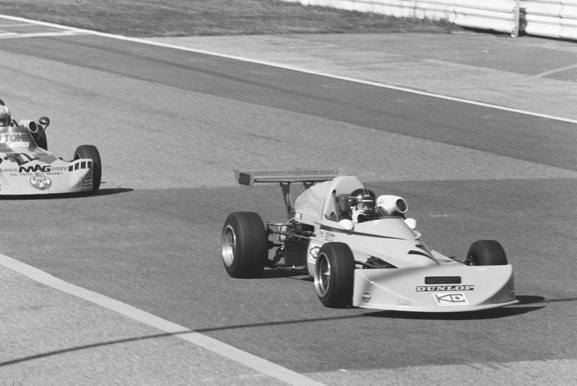 AutosportLab's tweet photo. Чемпионами #FormulaAtlantic становились братья Вильнёвы, Майкл Андретти, Эй-Джей Олмендингер, Симон Пажно, Йан Шектер, Тони Брайз, а её австралазийской версии, #FormulaPacific - Кеке Росберг, Роберту Морену, отец Каруна Чандхока, Казуёси Хосино, легендарный Кен Смит и другие https://t.co/leh9ef8BAK