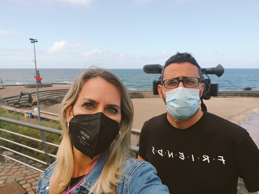 La playa de #Bajamar permanecerá cerrada 8 meses para hacer nuevo dique. Ya hoy han empezado los trabajos. Las piscinas naturales SÍ estarán abiertas al público <a href="/cnbajamar/">Club Náutico Bajamar</a> <a href="/moisesgrillo/">Moisés Grillo</a> Más info🔴14:30 <a href="/RTVCes/">RTVC</a> <a href="/SergiBencomo/">Sergio Bencomo Luis</a>