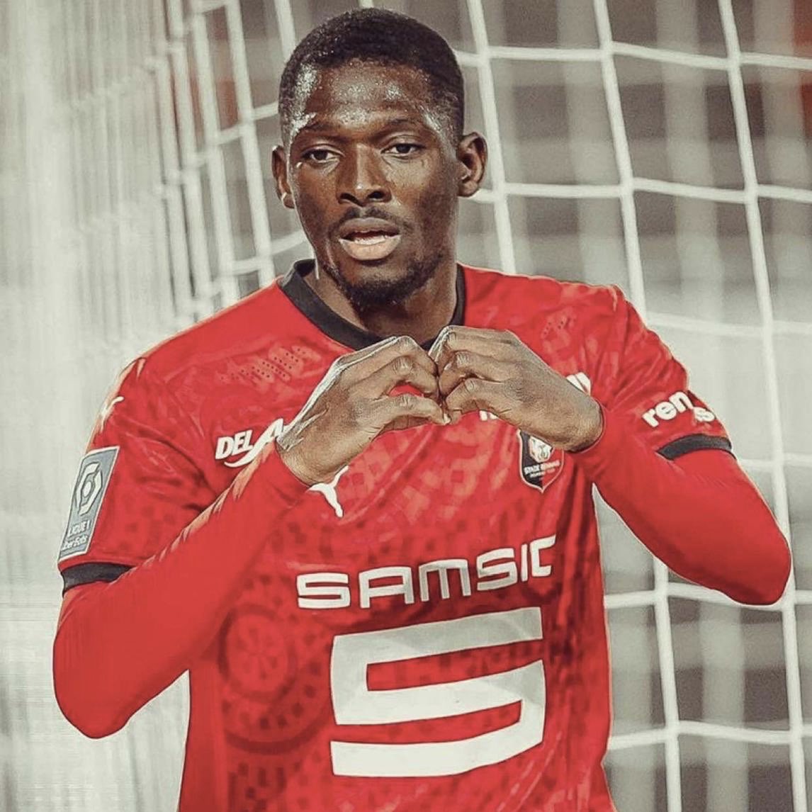 KP10A's tweet photo. ANNOUNCEMENT 🎙️

KP is delighted to announce the signings of Hamari Traore (@hamari27) for €11m and Kyle Walker-Peters (@KWPeters) for €10m. 🎉

Welcome to the team, Hamari and Kyle 👋 https://t.co/vZIDe7nuS5