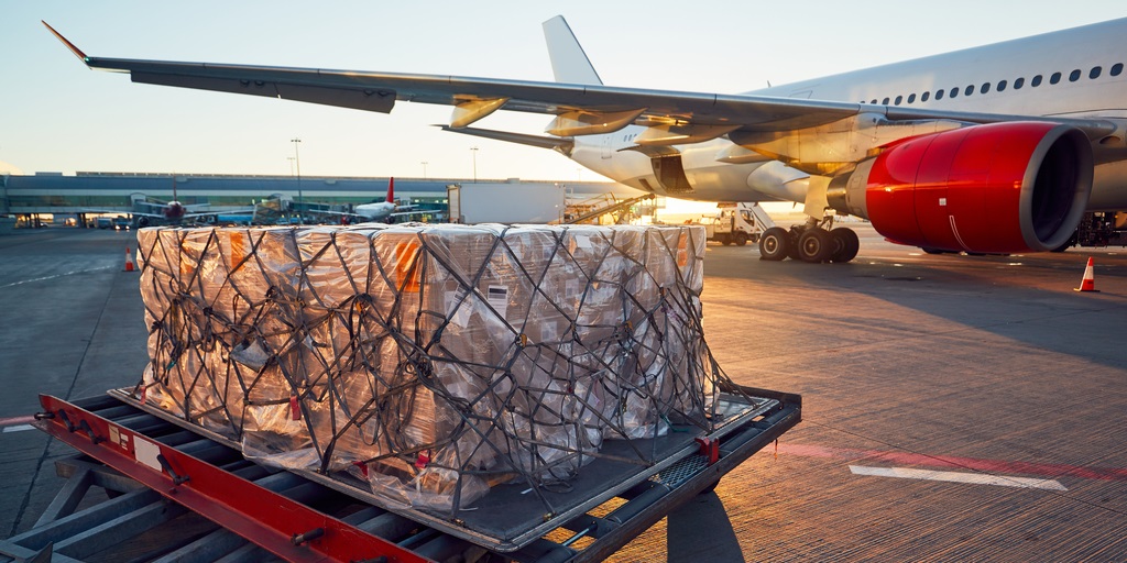 londonchamber's tweet image. ✈️Did you know that we are the national guaranteeing organisation for #ATACarnets in the UK? The ATA Carnet acts as a passport for goods &amp;amp; is used to simply the customs formalities. Head to our website for a useful FAQ section on the topic: bit.ly/2Uxgk1H #ExportDocument