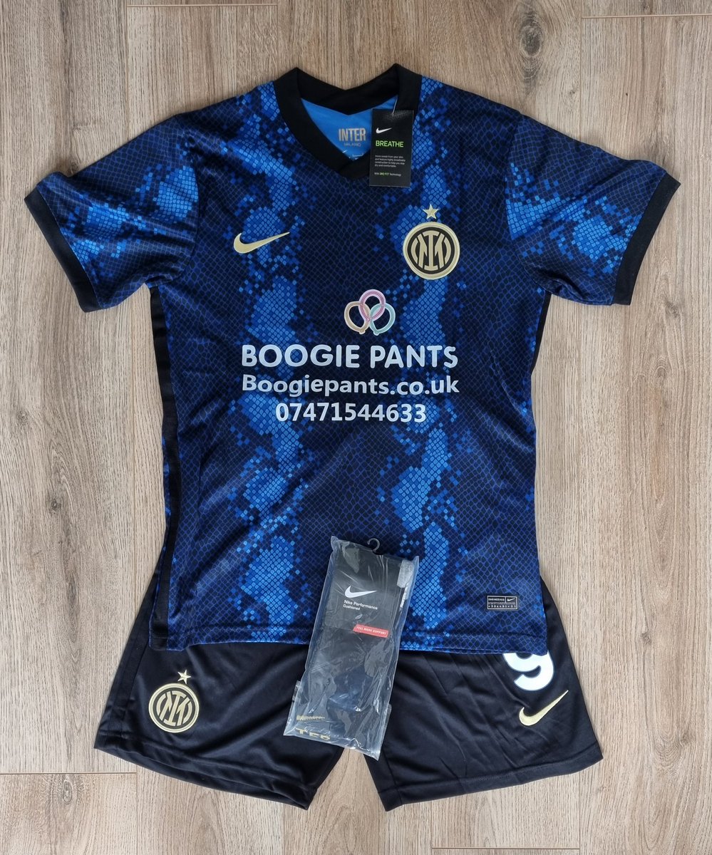 LivKitMan's tweet image. A second kit for @flattyfc new Inter home. Peraonalised again with their own sponsor on and club name. Thanks again lads👍🏻
