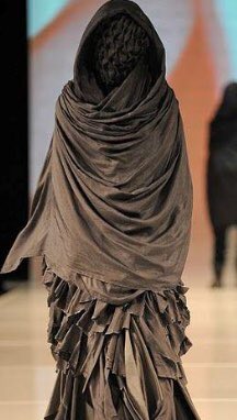 TheHPfacts's tweet photo. after the battle of hogwarts, the dementors turned to modelling. 😂 https://t.co/ej5ii6lfnJ