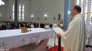 Leiria_Fatima's tweet photo. Igreja paroquial de #Formigais fez 25 anos
As comemorações terminaram com um breve momento de convívio no adro da igreja paroquial de #Formigais, com o tradicional bolo de an... #Paróquias https://t.co/7f438RSPkL https://t.co/nQoOLZ5ljF