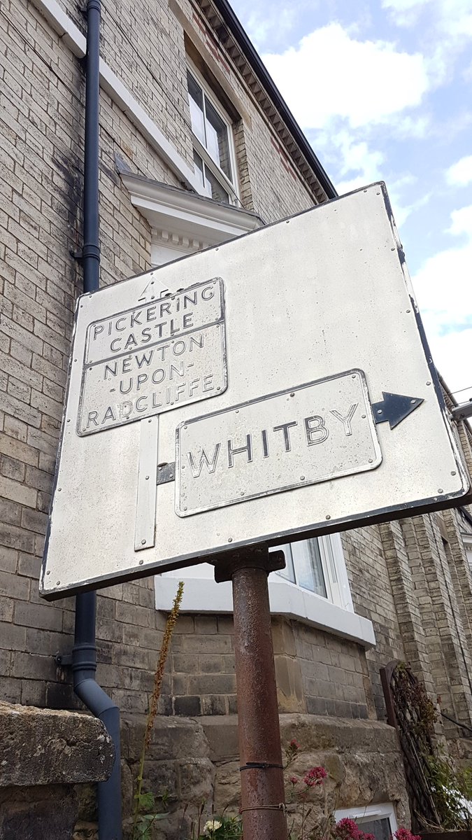 AndrewHavis's tweet photo. Elsewhere in #Pickering, there's #PickeringCastle, and an old sixties-style road sign. https://t.co/1nwYEhTFhJ