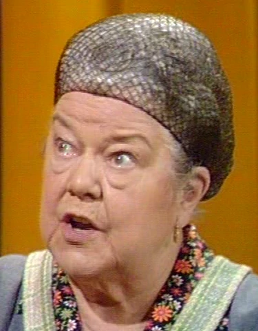 Corriepedia's tweet photo. "I don't expect life to be easy. I'd think very little of it if it was." #CorrieQuotes #EnaSharples #ClassicCorrie #SusanPleat https://t.co/3YnXDHBC41