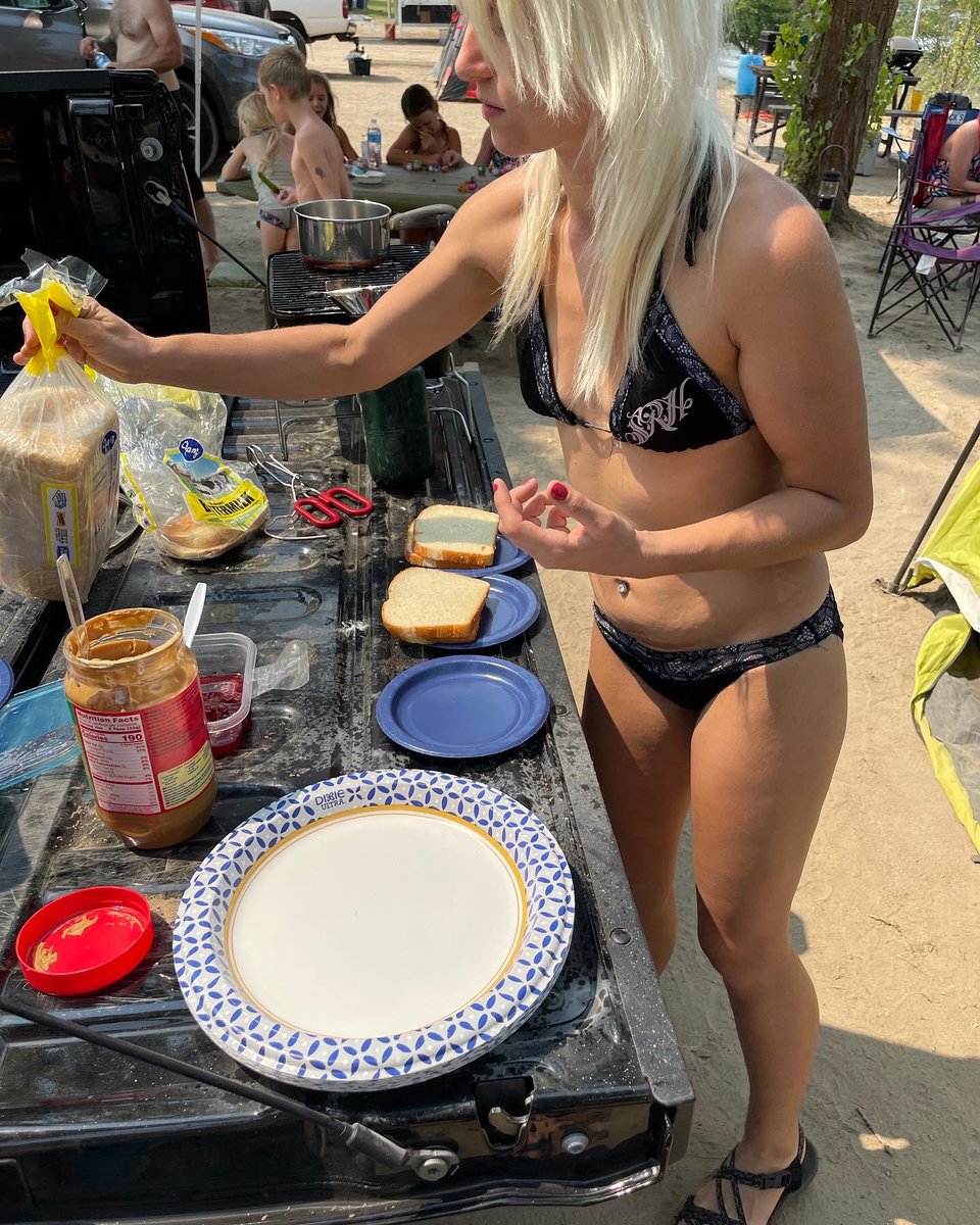 KristenElduen's tweet photo. #camping at Banks Lake! #summer #lake #weed #stoner #srh #livingeasy #2021 #easternwa #grandcouliedam #columbiariver #pnw #mylove https://t.co/4CSzaTm2IX