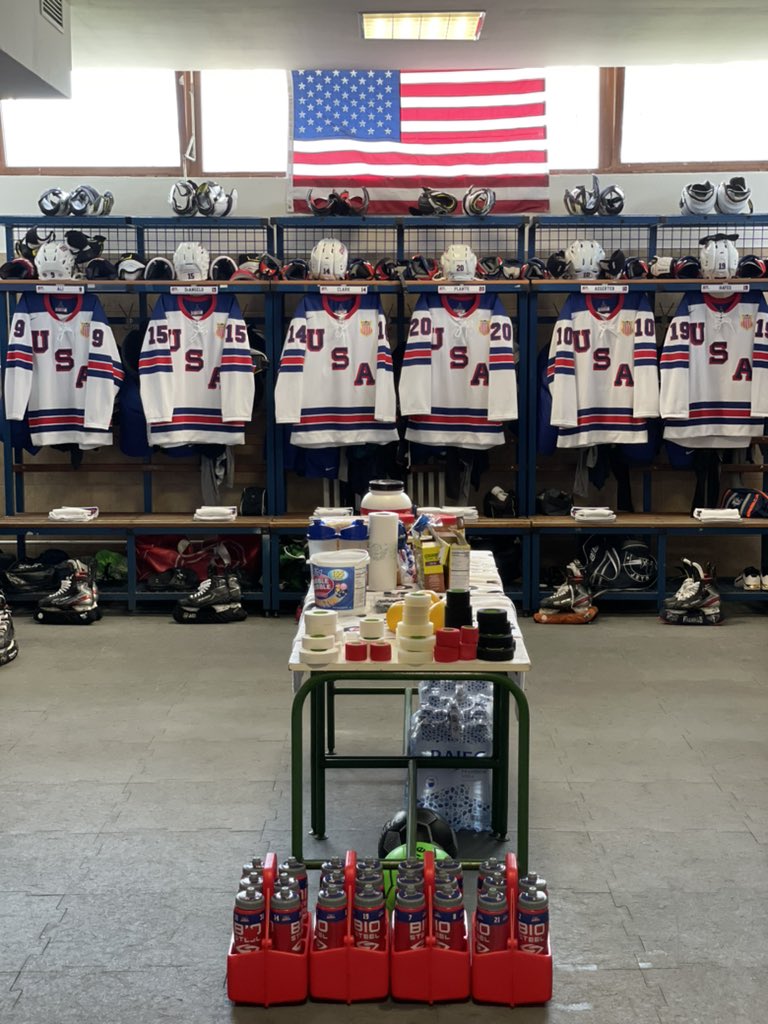 2021 Hlinka Gretzky cup kicks off tonight for <a href="/usahockey/">USA Hockey</a> against host Slovakia. Easy to make a room look this good when you’re working with <a href="/seanrschmidt/">Sean Schmidt</a>