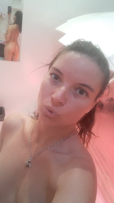 Mai napi kis szolika T&ouml;ki k&eacute;r&eacute;s&eacute;re k&eacute;sz&igrave;tettem fot&oacute;csk&aacute;t nektek... 😊😉😚 Puszim mindenkinek https://t.