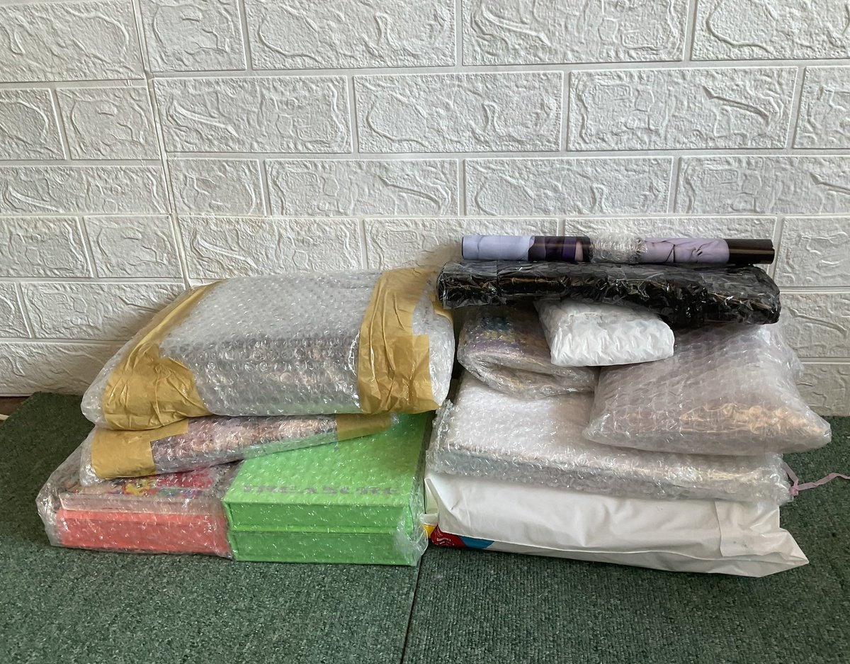 winwinhaul's tweet photo. □ #sonyasmail
--- most of my merches are finally home na !! tysm @jishahicart for taking care of them all, if u need mm consol, i recommend this one ! approachable, super bait and all items are safe/secured. iipon ulit !!
■ #Sha_Feedbacks https://t.co/Qv030tNjzK
