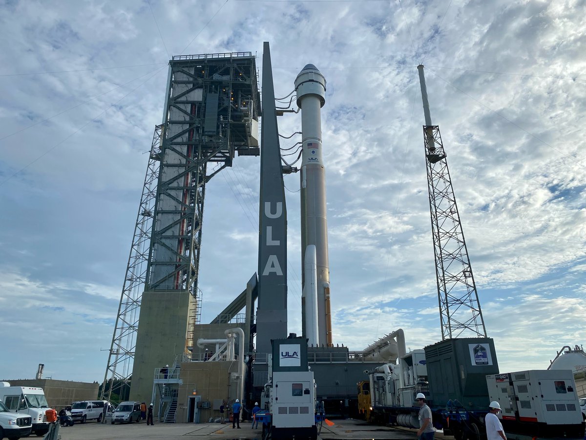 ulalaunch's tweet image. #AtlasV is perched atop its Cape Canaveral launch pad for Tuesday's #Starliner launch at 1:20:18pmEDT (1720:18 UTC). 

Live countdown blog begins at 2:00amEDT and launch webcast at 12:30pmEDT: bit.ly/av_oft-2

@NASA @Commercial_Crew 
@BoeingSpace #LaunchAmerica