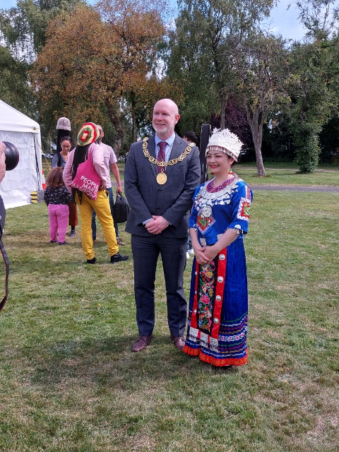 LordProvostGCC's tweet photo. #MakeSomethingBetter #SpringburnPark a great community event with great entertainment from @JosieSmithMedia @karendunbar147 @CarolLaula, the Glasgow Chinese Recreation Centre and many more! https://t.co/9AaVR7UN02