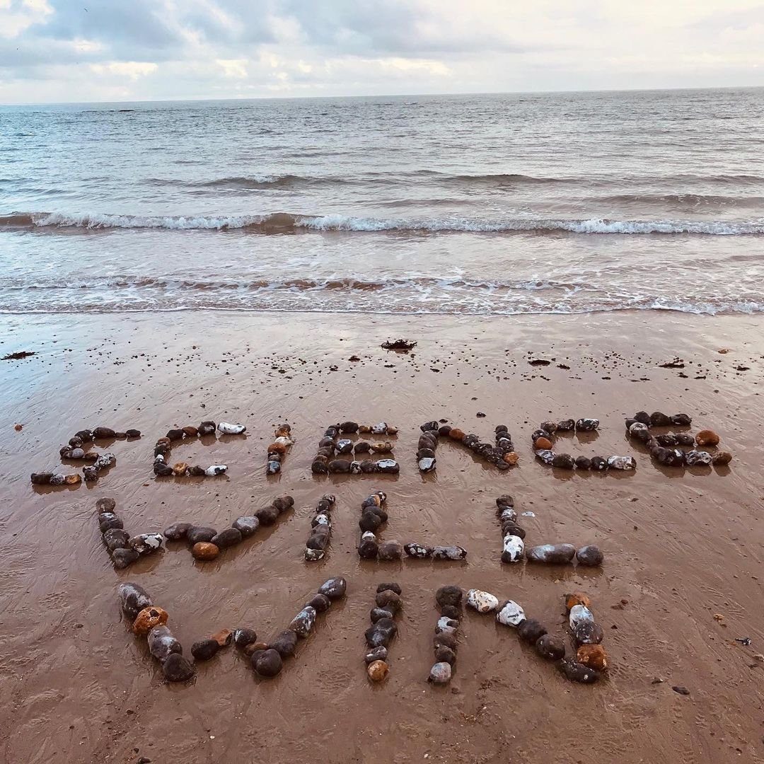 A #ScienceWillWin moment provided by #PfizerUK, Network Sales Specialist, Mike, who has been with Pfizer for 22 years.

📍 Mike captured this at his local beach in Eastbourne.