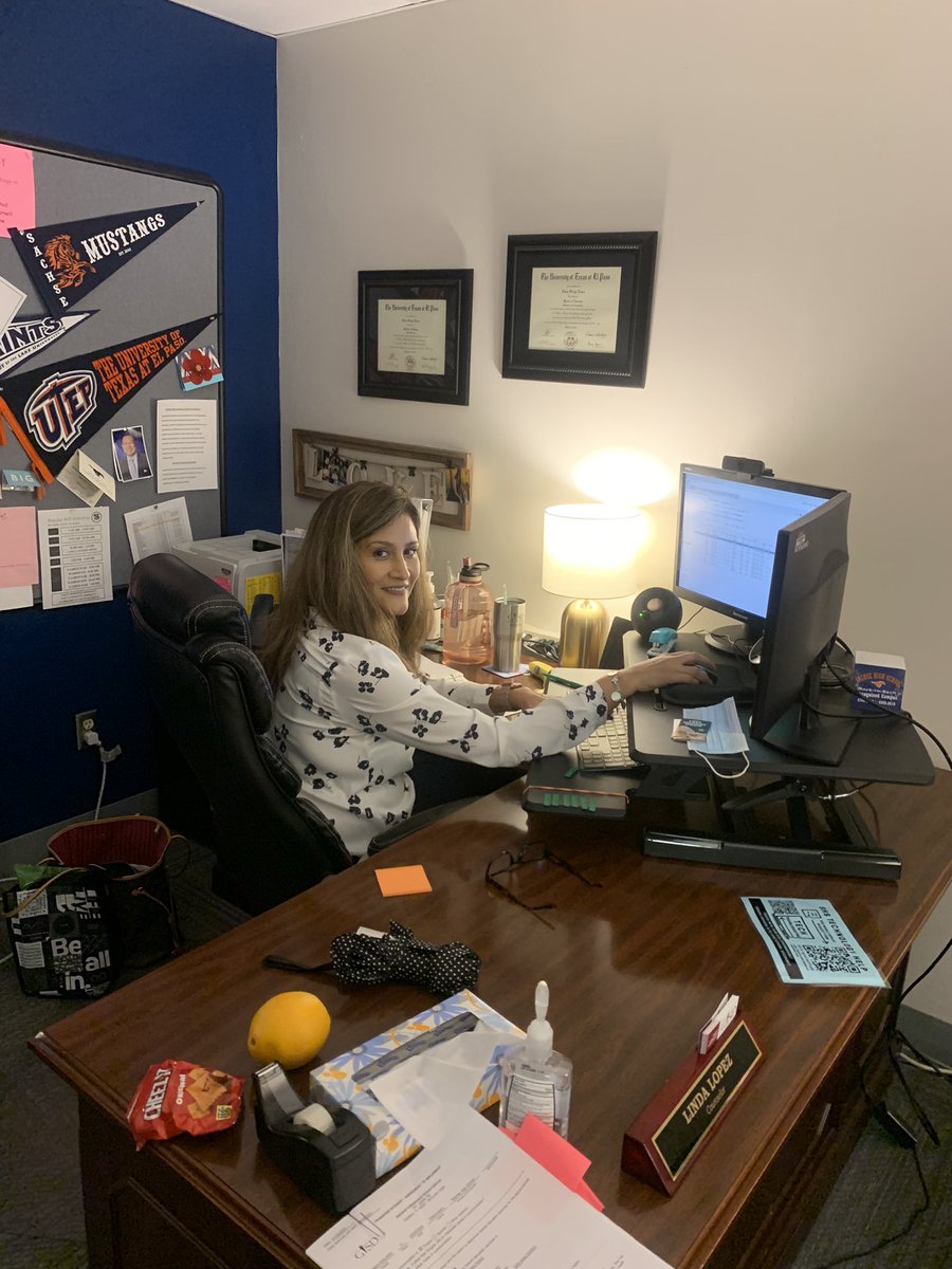 drlopez23's tweet photo. Woohoo!  It’s the first day of school. There is nothing like the energy and excitement of the first day back. Started the day being dad. Wishing our entire district and community continued Blessings. Pics of family.  #gisdfirstday https://t.co/tyqNNwoLZj
