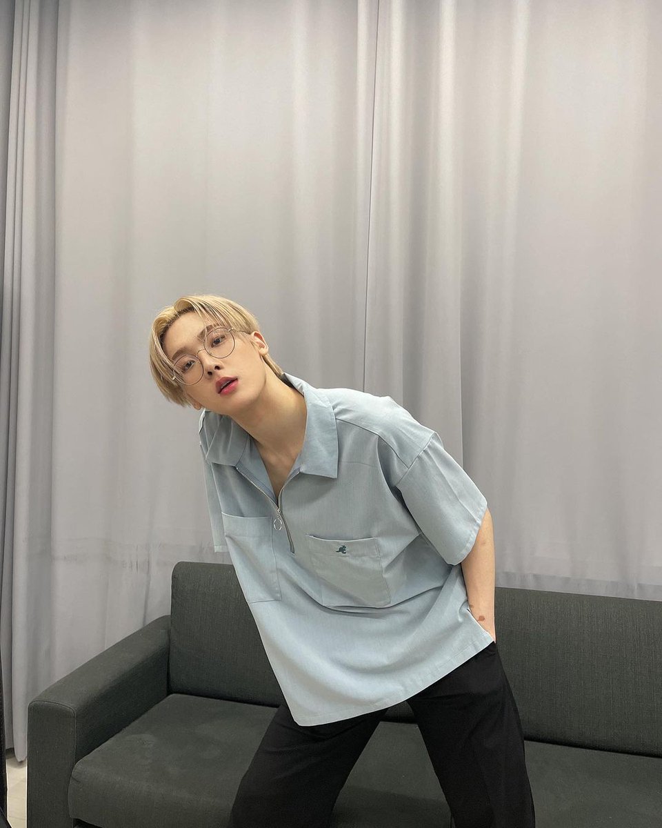 rohaverss's tweet photo. Cukup ya yoonsanha w gakuat https://t.co/cbsS7JzqSE