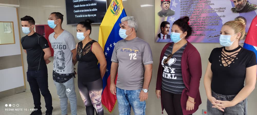 Reconociento merecido a los jóvenes que hoy salen luego de una semana en zona roja. CDI Diego Lenin Santana.
<a href="/CdiInf/">Inf_CDI_Diego</a> <a href="/GTrabajoZonaE/">Grupo de Trabajo Zona E</a> 
@sedacrof_lavid