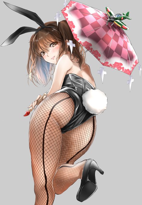 「bare shoulders fishnet pantyhose」 illustration images(Latest)