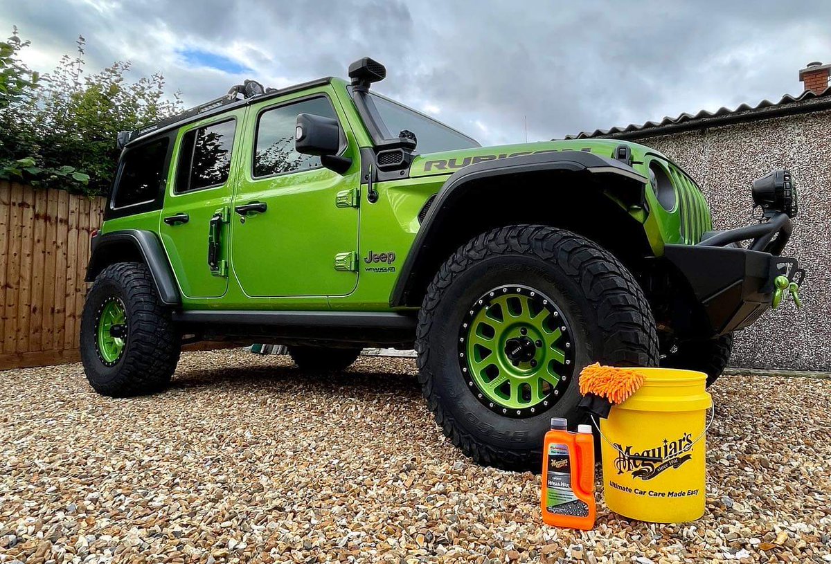 MeguiarsUK's tweet photo. BIG MOTIVATION MONDAY
#4x4 #offroad #gooffroad #mud #dirty #weekendwarrior #daily #adventure #intothewild #wildlands #usa #trucksofinstagram #jeepsofinstagram #meguiars #ceramic #ceramicwashandwax #ceramicshampoo #detailing #detailersden #detailingworld #detailingaddicts https://t.co/KKLVa861QX