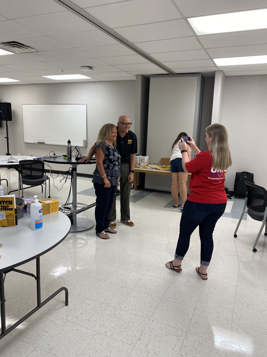 PV_ProDev's tweet image. Matt Miller&apos;s &quot;Ditch That Textbook&quot; PD last week was a huge hit as our talented PV educators explored how to creatively enhance learning in their classrooms!