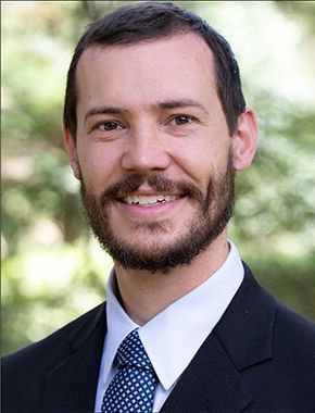 East Tennessee Children's Hospital would like to welcome Justin Daggett, MD to our medical staff. Dr. Daggett is a pediatric plastic surgeon and received his medical degree at Case Western Reserve University in Cleveland, OH. etch.com/find-a-doctor/…