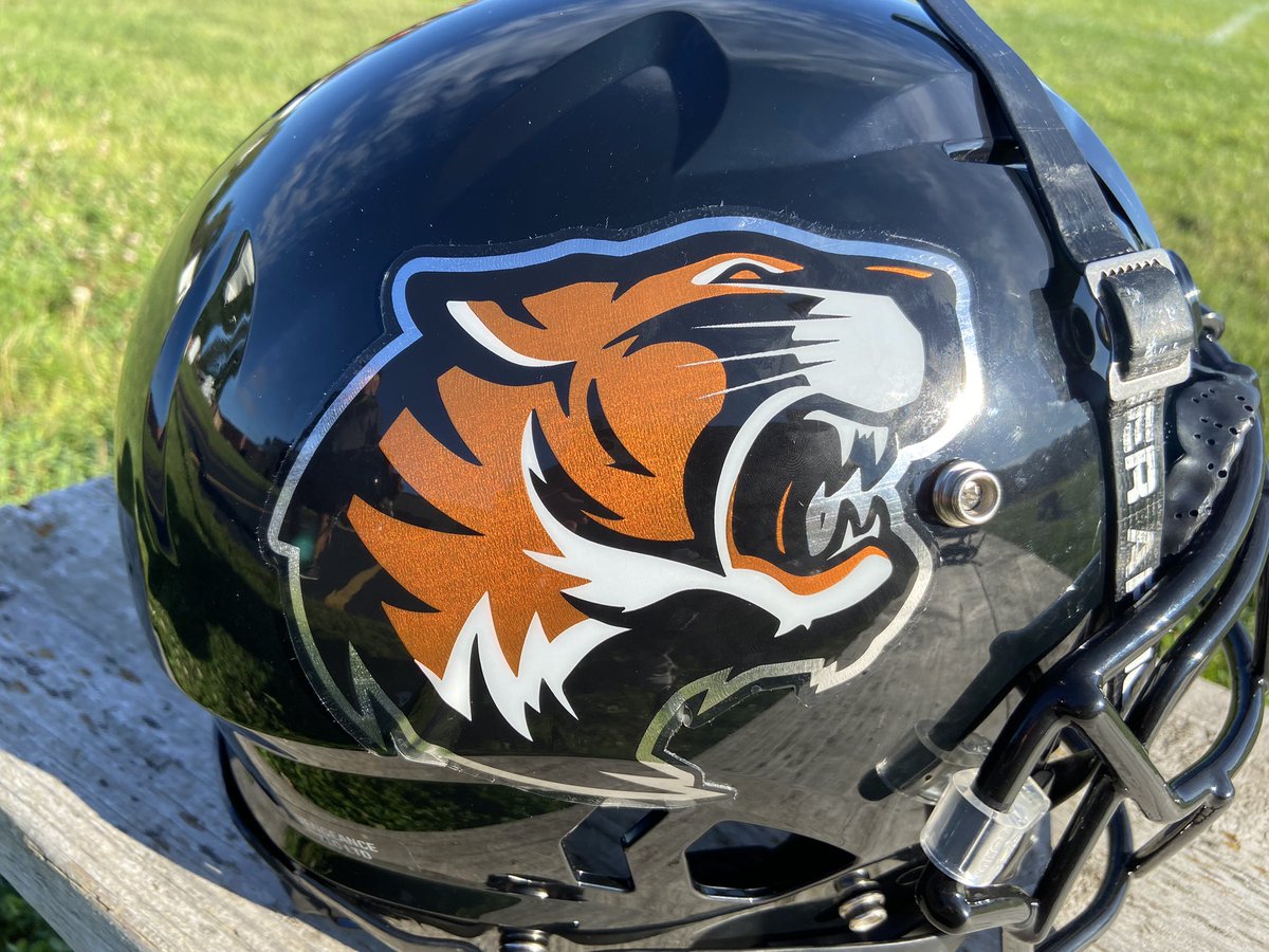 StratfordFB's tweet photo. Trying something a little differentโฆ
#OrangeChrome #TigerPride ๐
#OrangeBlackAttack #wisfb https://t.co/H07QqhgipT