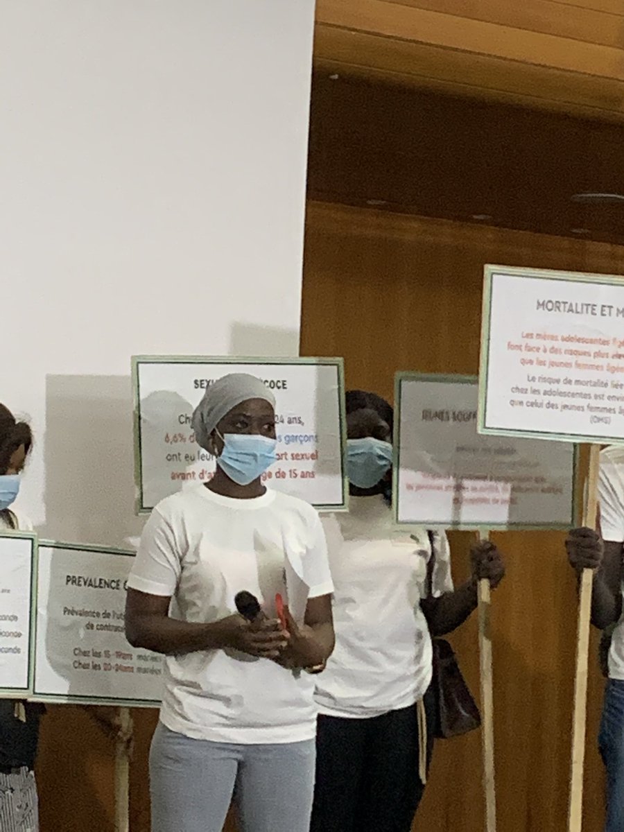 <a href="/POuagaPF/">Partenariat de Ouaga</a> #UCPO Déconstruction et Élaboration des nouveaux engagements #FP2030 du #sen. Le cadre consultatif des jeunes a profité de l’ouverture pour véhiculer de forts messages de plaidoyer sur les priorités des jeunes en #SSR.